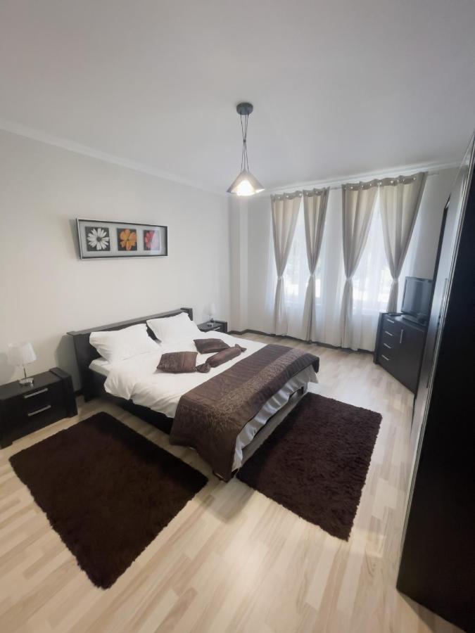 Enjoy Apartments - Spacious Retreat In Our Villa Kaloşvar Dış mekan fotoğraf