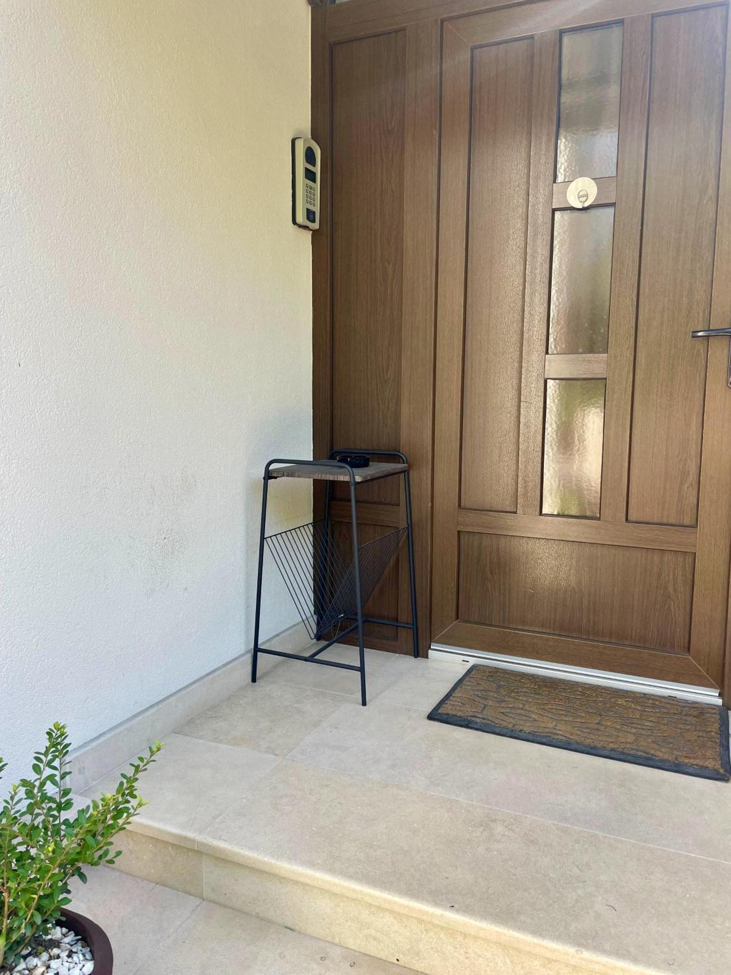 Enjoy Apartments - Spacious Retreat In Our Villa Kaloşvar Dış mekan fotoğraf