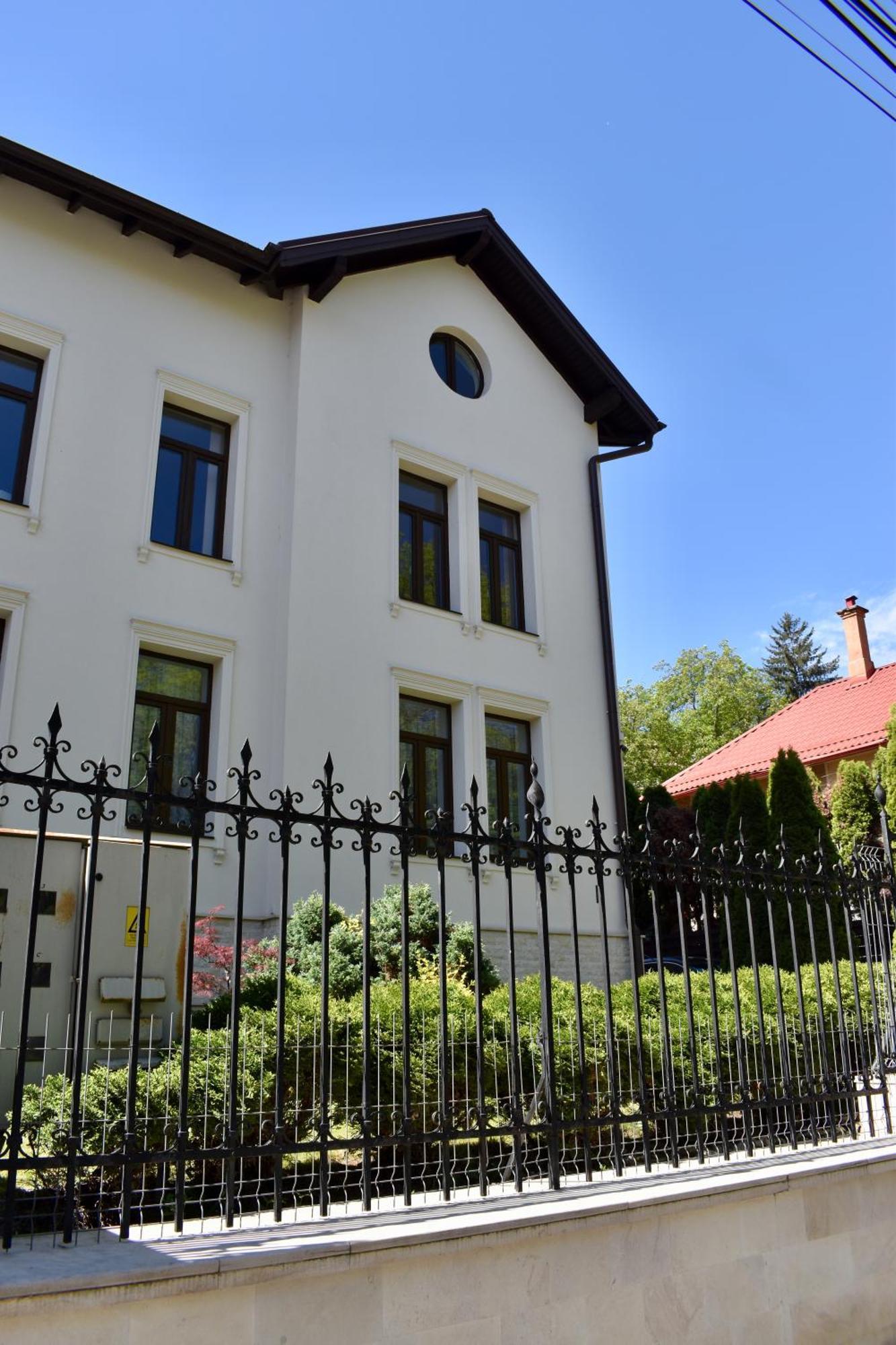 Enjoy Apartments - Spacious Retreat In Our Villa Kaloşvar Dış mekan fotoğraf